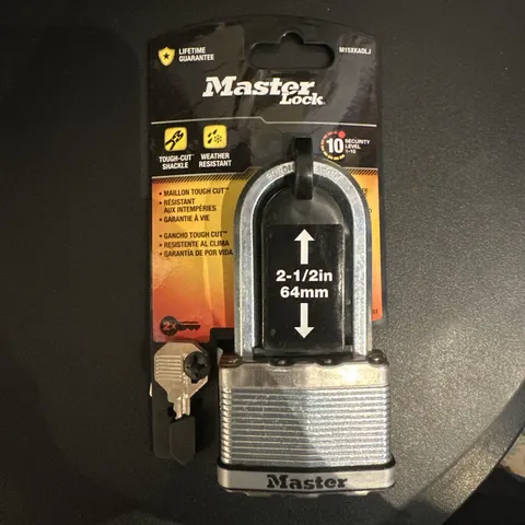 NEW - Master Lock M15XKADLJ 2-1/2 In. Boron Shackle Magnum Keyed Padlock