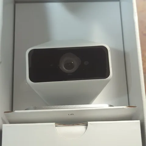 Xfinity XCAM2 SCHC2AEW HD Indoor Outdoor Security Camera w/ Adapter