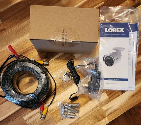 Lorex LBV4711-B  4MP MPX IR BULLET CAMERA  12V IN SAFETY SECURITY