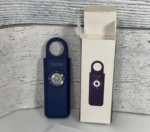 Hootie Personal Safety Keychain Alarm Strobe & Pull Siren Security Keychain Navy