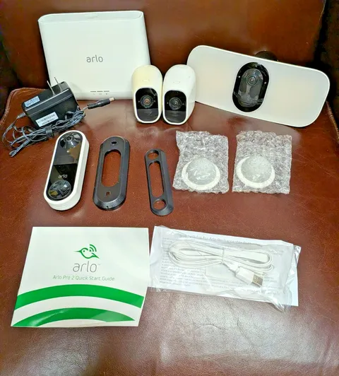 Arlo Pro 2 2 Wire-Free HD security cameras with Arlo flood light and door bell