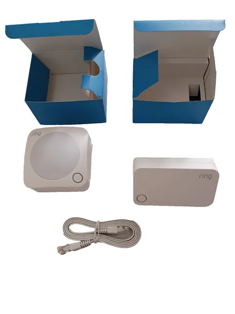 RING MOTION DETECTOR W/ RANGE EXTENDER & CABLE          NEW