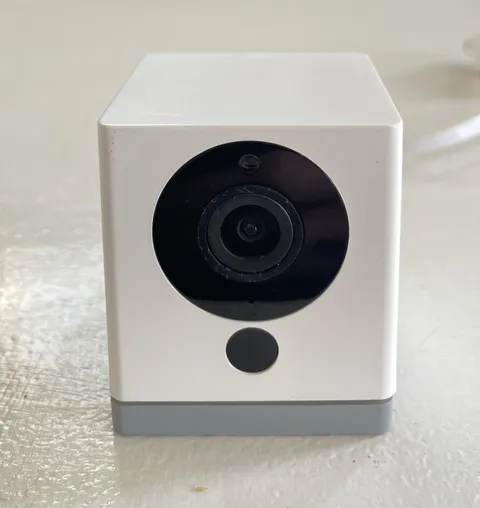 Wyze Wired Smart Home Security Camera v2 Night Vision WYZEC2 ~ Works Great!
