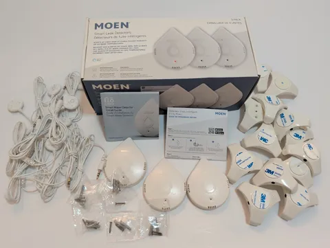 Moen Flo Smart Leak  Detectors 920-006 READ DESCRIPTION FOR PARTS