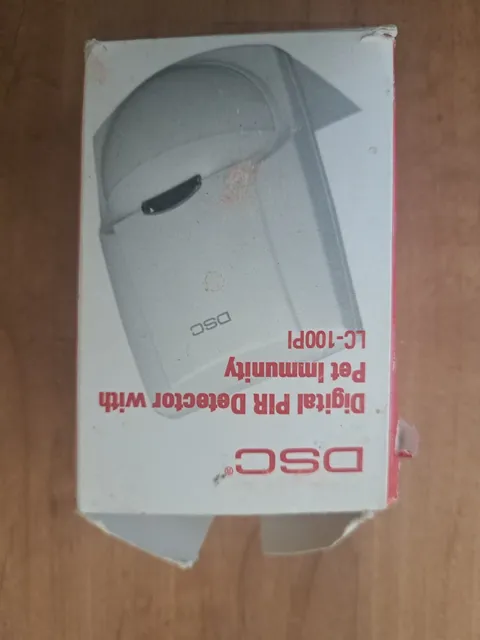 DSC LC-100-PI Digital PIR Detector With Pet Immunity 88030093 New Open Box
