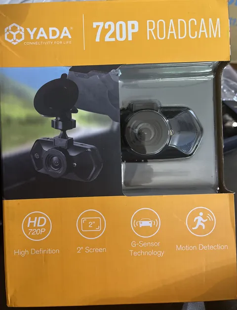 YADA 720P Dash Road Camera, 120-Degree Wide Angle Lens, G-Sensor 4GB SD Card