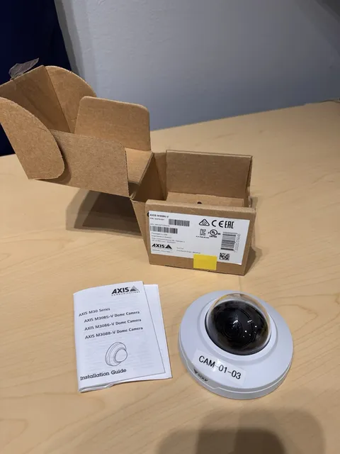 Axis M3086-V Network Dome Camera 4 MP - White (P/N: 02374-001)