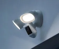 Ring Floodlight Cam Wired Pro - Retinal 2K Video 
