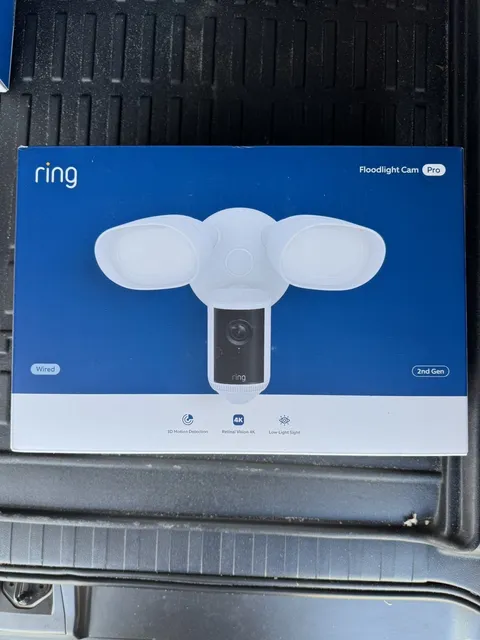Ring Floodlight Cam Pro Wired 2nd Gen (Newest Model) Retinal 4K - White - SEALED