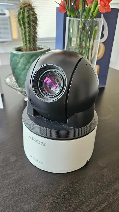 Sony SNC-EP520  Network Security 360º Surveillance Camera