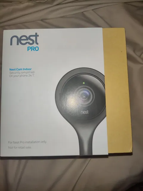 Google Nest Pro Indoor Security Camera (NC1103US) (A0005) Black