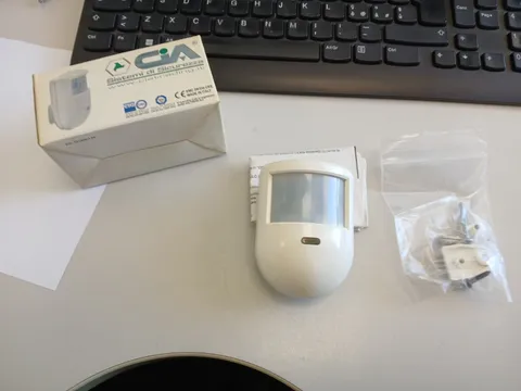 CIA HILTRON IRIS DETECTOR