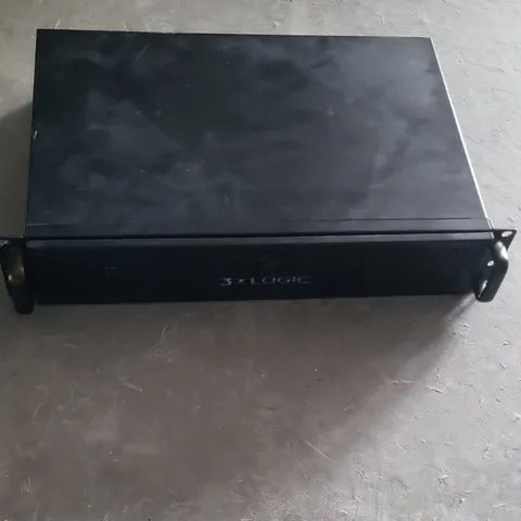 V5000 SERIES, 16 CHANNEL HYBRID VMS APPL NVR 2-3TB Harddrives included