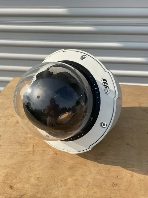 AXIS Q6032-E | 60HZ PTZ Dome Network Security Camera Untested!