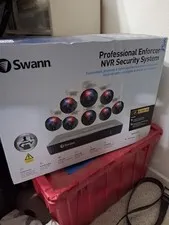 Swann Professional Enforcer NVR 8-Camera Wired 4K 2160p 2TB Spotlight/Siren