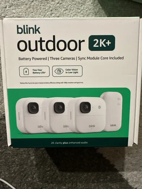 New BLINK OUTDOOR 2K+ WIRELESS SECURITY CAMERA 3 CAMERA SYSTEM