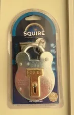 SQUIRE  Old English 660 Padlock  Forged Steel Shackle 2 Keys - New