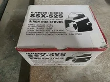 Amseco Siren With Strobe Outdoor/Indoor Siren/Strobe P/N SSX-52S Used