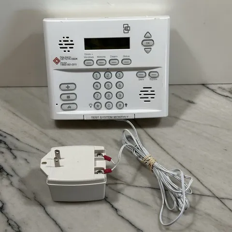 Interlogix GE Security Panel 600-1054-95R-11 w/ Power Adapter