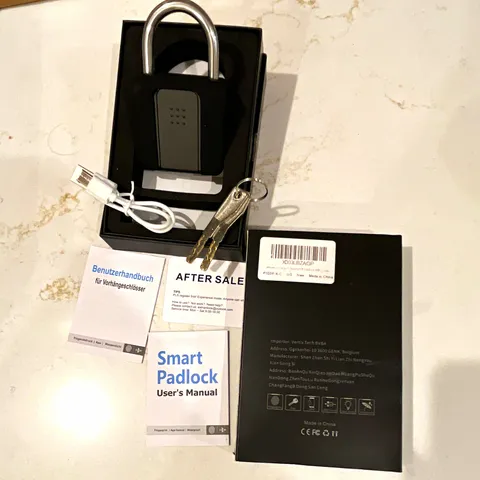 VERTIX TECH BVBA Fingerprint Padlock App Control USB Charge Black 2 Keys