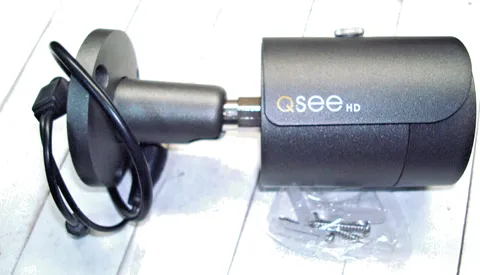 Q-See QCA8050BA 1080p Analog HD BNC Security Camera Black PLUS 60' Cable