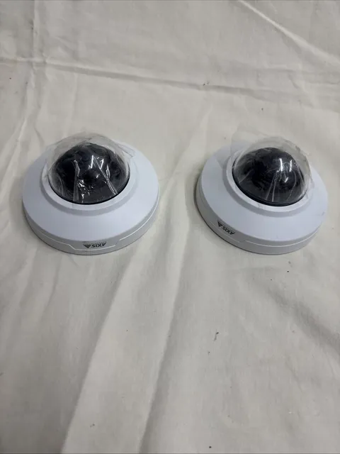 AXIS M3088-V Dome Camera, 8MP mini dome with deep learning