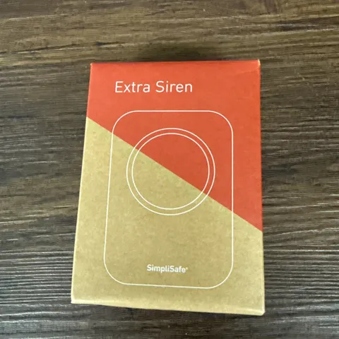 SimpliSafe Extra Siren 105dB ( WS3 ) - Indoor / Outdoor NEW in Box White