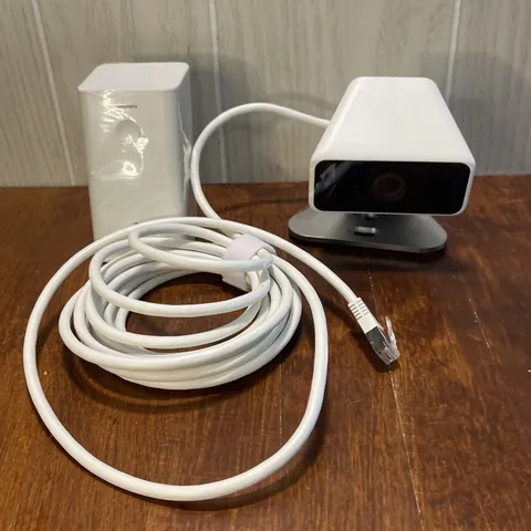 Xfinity XCAM2 SCHC2AEW HD Indoor Outdoor Security Camera w/ Adapter