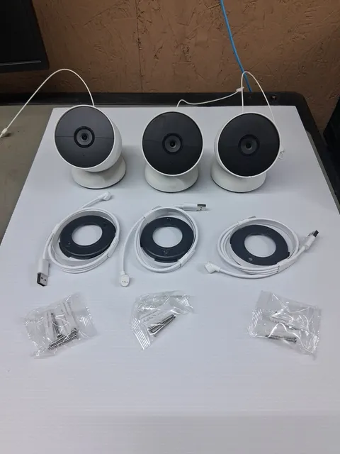 Google Nest Cam Indoor Wi-Fi IP Security Cameras 1080p White 3-Pack