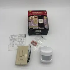 Heath/Zenith Wireless Command Motion Controlled Lighting Kit SL-6051-IV Ivory
