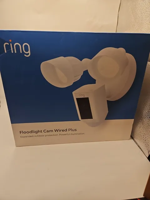 Ring Floodlight Cam Wired Plus with Motion-Activated 1080p White, NEW With Solar