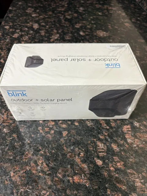 Blink Outdoor 3rd Gen Solar Panel Charging Mount wireless security camera, New