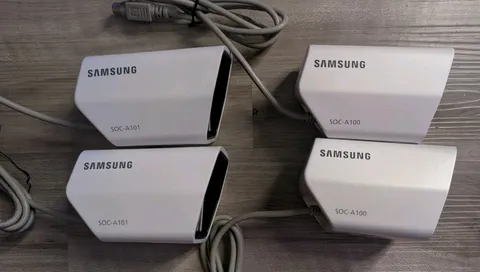 Samsung CCTV Security Camera Lot (4) 2- SOC-A100, 2-SOC-A101 6-Pin Analog