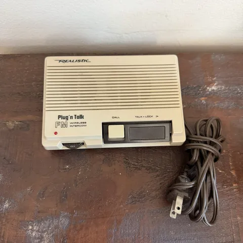 Realistic Plug ’n Talk FM Wireless Intercom Model 43-207B Working Radio Shack