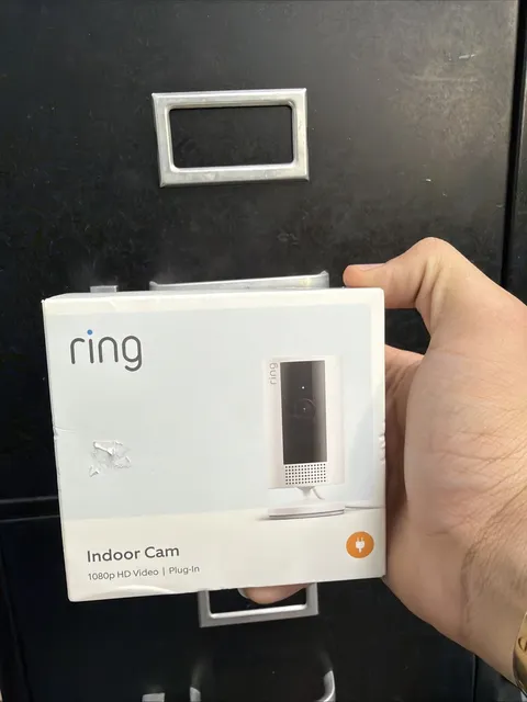 New Sealed Ring Indoor Cam 2nd Gen 1080p HD Video Plug-In Security Camera White