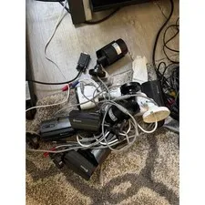 Set of 8 Swann cameras with their 8 channels DVR and wire extensions