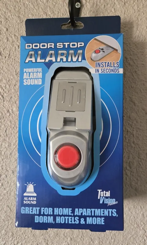 Total Vision Loud Door Stop Alarm New In Box #1S125