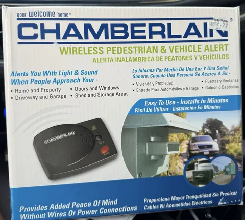 Chamberlain CWA2000 Outdoor Wireless Motion Alert Sensor