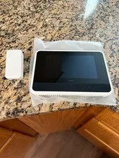 Vivent Smart hub and doorbell camera