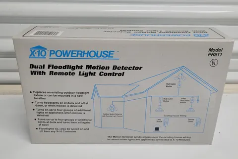X-10 POWERHOUSE Dual Floodlight Motion Detector With Remote Light Control PR511 