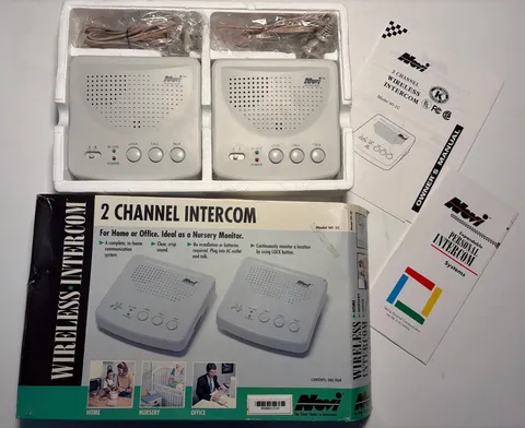 Old School Novi 2 Channel Wireless Plugin Home Nursery Office Intercom NIB Works