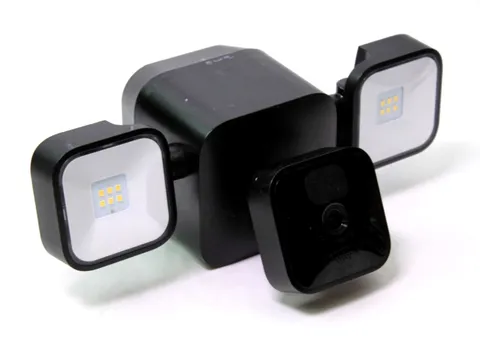Blink Beams Outdoor + Floodlight Battery-Powered LED Floodlight Camera