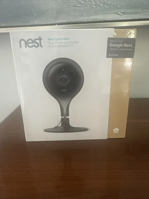 Google Nest NC1102ES Cam Indoor Security Camera 1st Gen - Black - New & Sealed