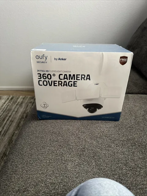 eufy Floodlight Cam 2 Pro Outdoor Smart Security Camera 2K FHD 360° Pan and Tilt