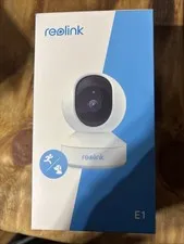 2 Reolink E1 Cameras