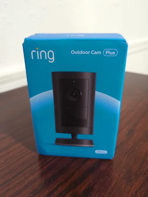 Ring Outdoor Cam Plus Battery 2K HD Smart Security Camera Black