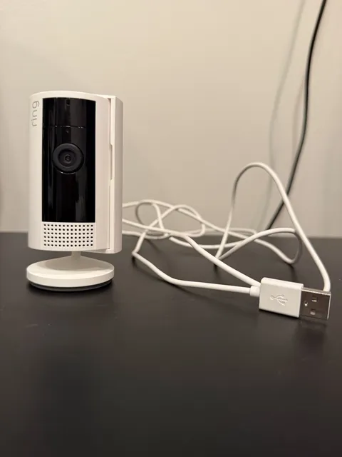 Ring Indoor Cam (2nd Gen) Stick-Up 1080p HD Video Wi-Fi Security Camera 5F72E9