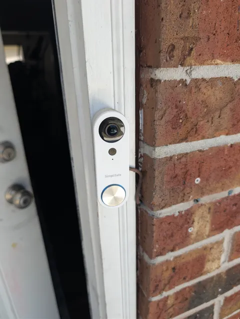 SimpliSafe IP Camera System 2 Cameras Keypad Base Station Indoor Outdoor