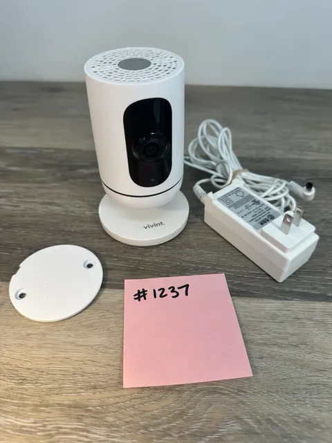 Vivint Indoor Security Camera V-CAM1 with Power Supply & Mount Plate TESTED
