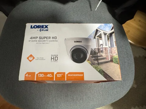 Lorex  LKE343-C 4MP Super HD PoE Security IP Dome Camera And Color Night Vision